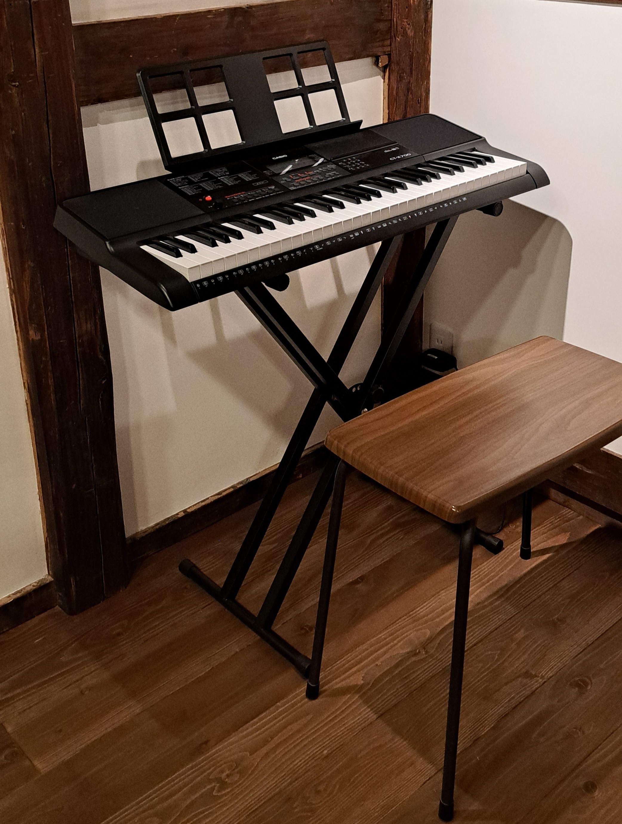 備品（電子キーボードカシオ）